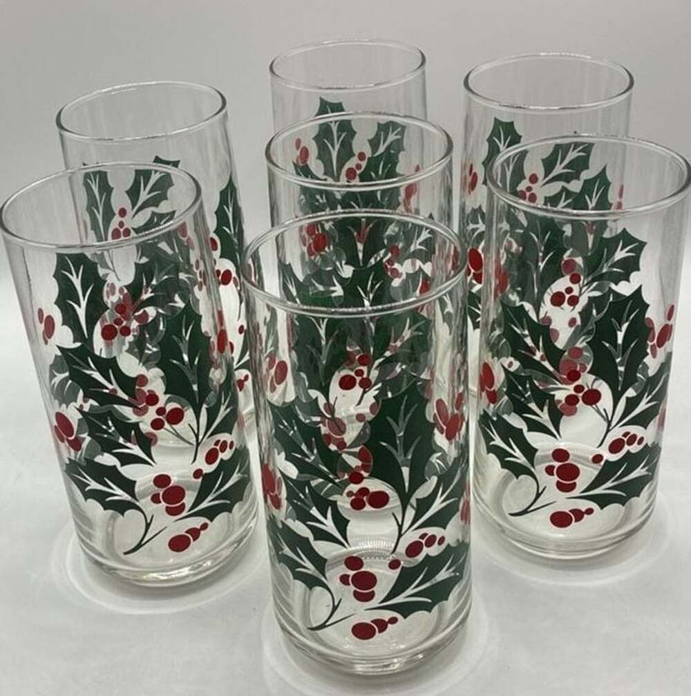 Libbey Christmas Holly And Berry Drinking Tumblers Glasses Set Of 7